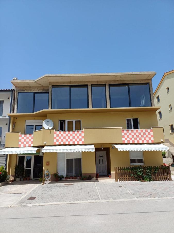 Apartment Ljubicic Podstrana Luaran gambar