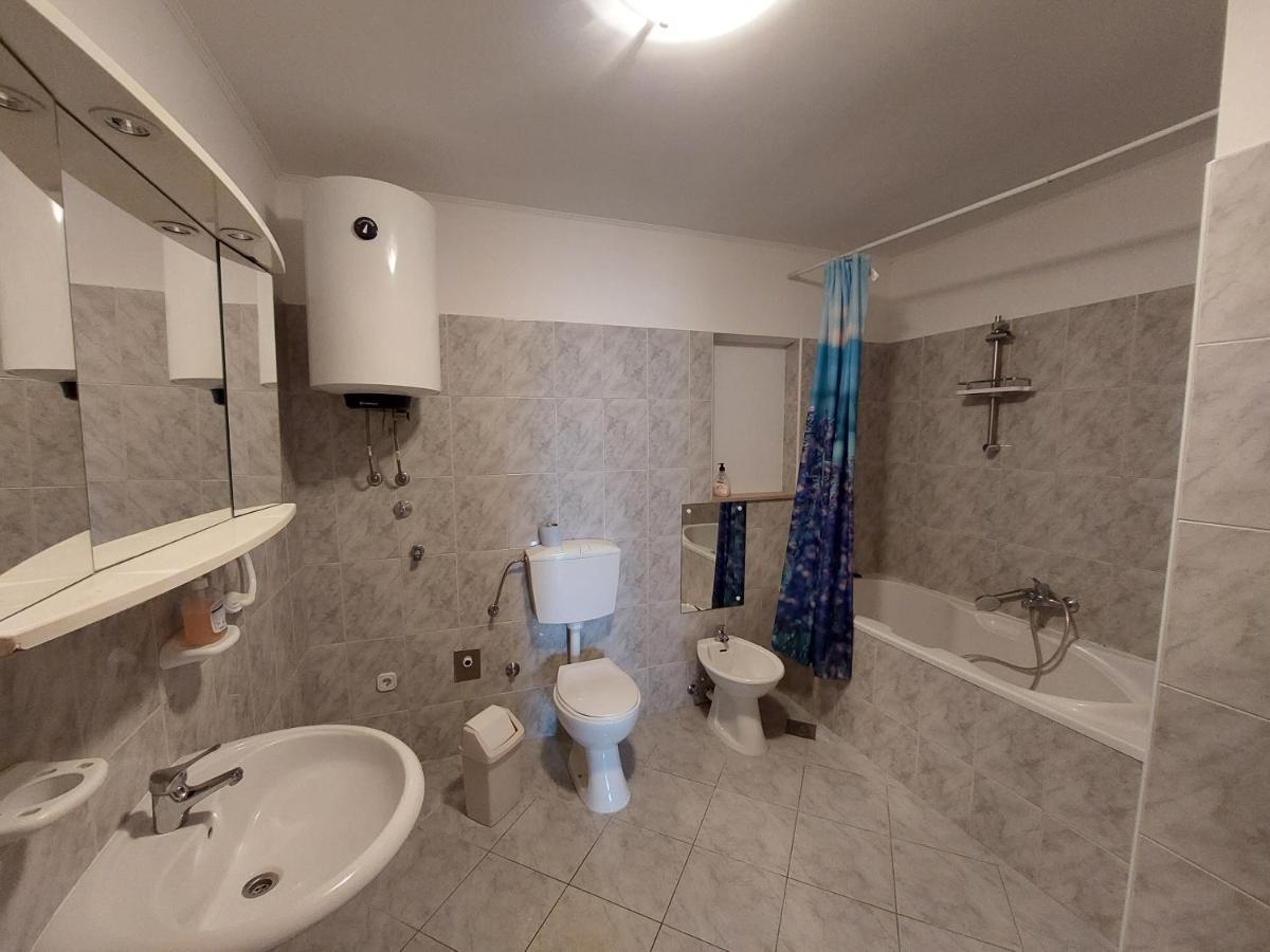 Apartment Ljubicic Podstrana Luaran gambar